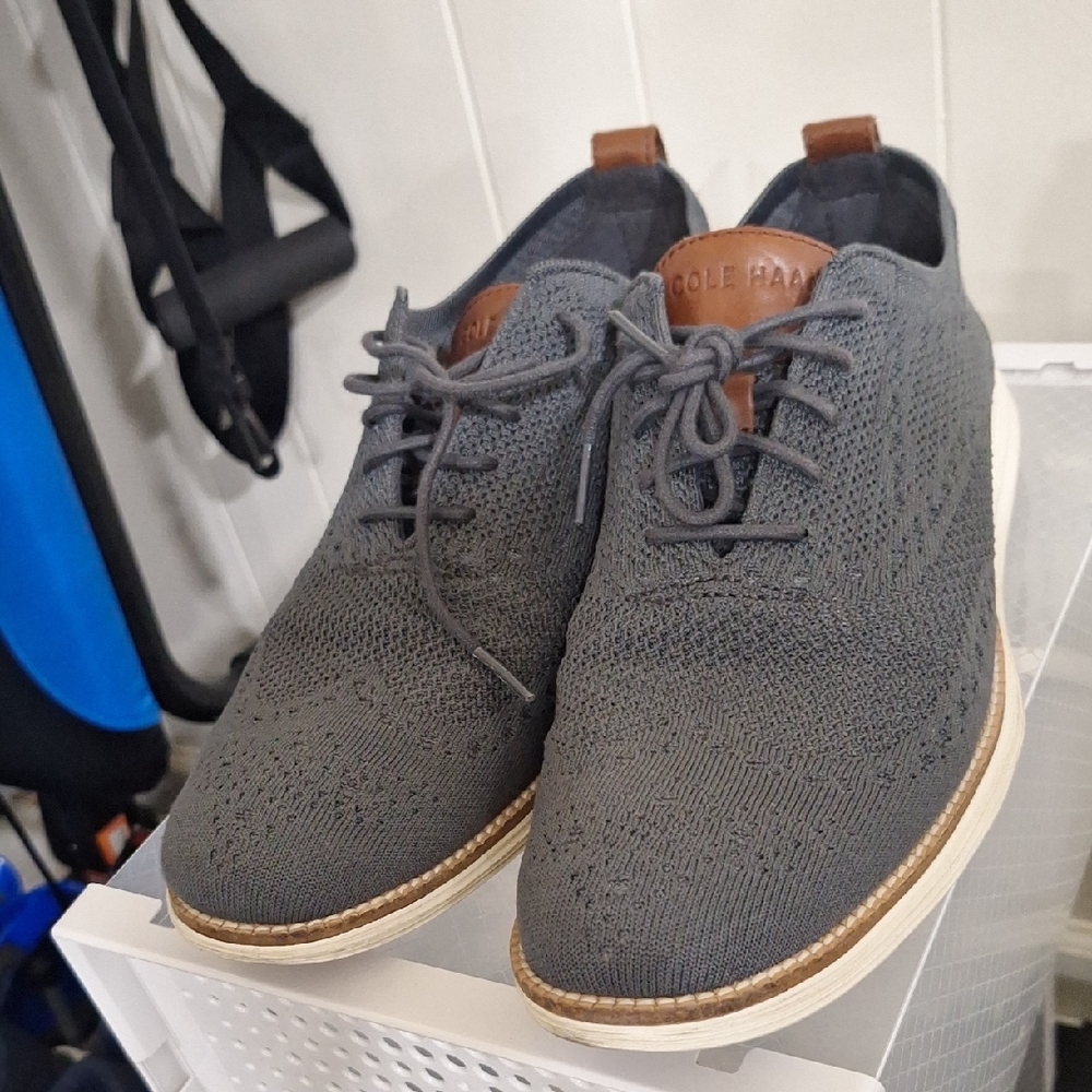Cole Haan Gray Suede Oxford Shoes with Minimalist Design
